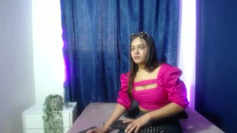 Snapshot of shiara_blake chatting on 09.24.25 Melissa online show from 09.24.25