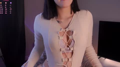 Iris online show from 11.28.25