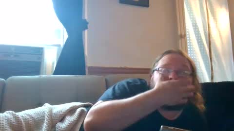 Snapshot of shifty885 chatting on 09.28.25 shifty885 online show from 09.28.25