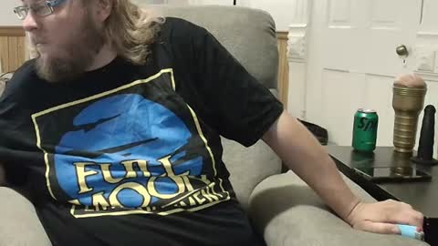 Snapshot of shifty885 chatting on 06.28.26 shifty885 online show from 06.28.26