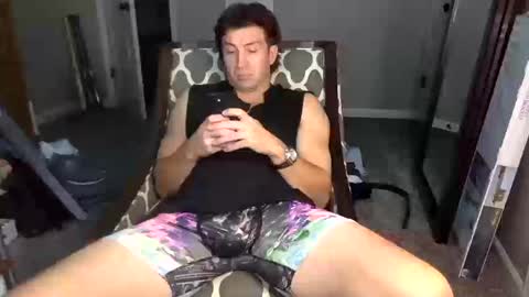 shimmyloe online show from 10.18.25