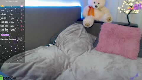 Snapshot of shinelikea_diamond chatting on 01.17.25 Alexis online show from 01.17.25