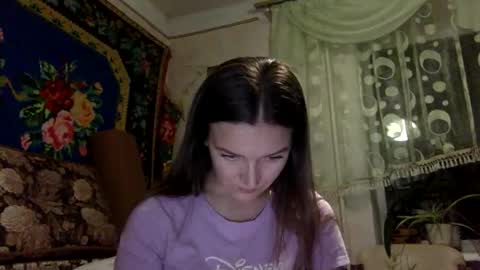Snapshot of shining_pearl chatting on 09.18.25 Jesica online show from 09.18.25