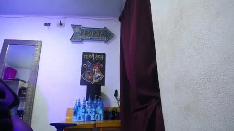 shining_star69 online show from 10.15.25