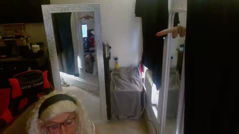 sarah online show from 06.10.26