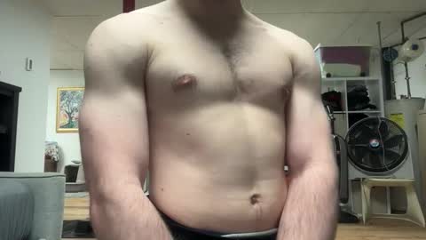 shirtlesshunk15 online show from 04.19.26