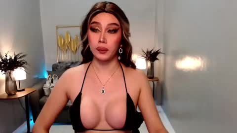 Snapshot of shivvariana_manflayer chatting on 02.20.25 WET AND WILD YHANNA online show from 02.20.25