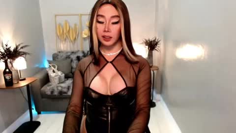 Snapshot of shivvariana_manflayer chatting on 03.08.25 WET AND WILD YHANNA online show from 03.08.25