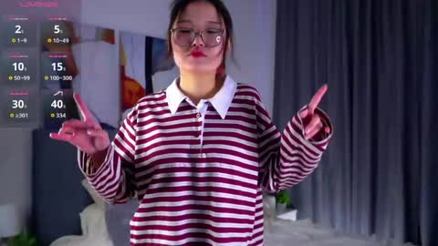 Naomi online show from 04.14.26