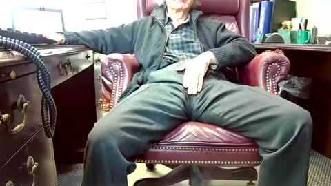 nikolas send dm for an appointment online show from 02.03.25