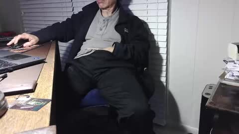 nikolas send dm for an appointment online show from 10.28.25