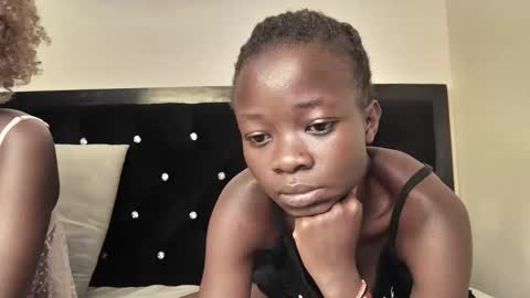 Snapshot of shortnswee254 chatting on 10.28.25 shortnswee254 online show from 10.28.25