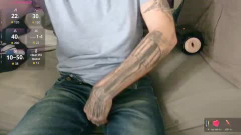 Snapshot of showoffjay46 chatting on 10.25.25 showofjay online show from 10.25.25