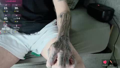 Snapshot of showoffjay46 chatting on 11.10.25 showofjay online show from 11.10.25