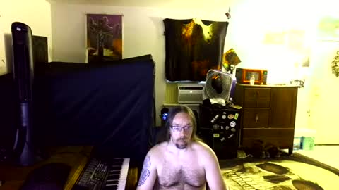 Snapshot of shredmancer chatting on 06.25.26 shredmancer online show from 06.25.26