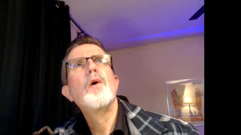Snapshot of shrewtamer chatting on 03.08.25 shrewtamer online show from 03.08.25