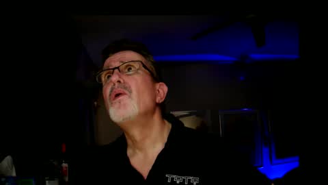 Snapshot of shrewtamer chatting on 11.12.25 shrewtamer online show from 11.12.25