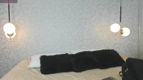 ZUMY ANGELS online show from 11.08.25