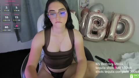 Nahomy online show from 01.18.25