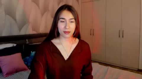 Mika online show from 11.24.25