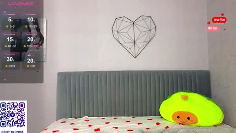 Molly online show from 01.16.25