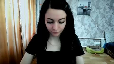 shy_cat_candy online show from 05.18.26