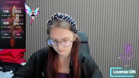 shy_elina01 online show from 10.05.25