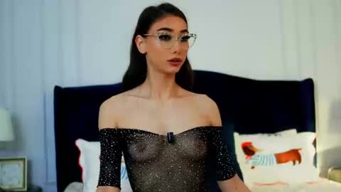 Snapshot of shy_eveline chatting on 06.23.26 shy_eveline online show from 06.23.26