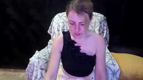 Snapshot of shy_girl80 chatting on 11.14.25 shy_girl80 online show from 11.14.25