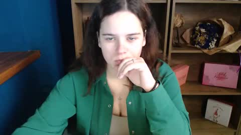shy_lil online show from 10.12.25