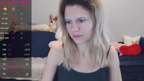 Snapshot of shy_moony chatting on 12.20.24 just Alex online show from 12.20.24
