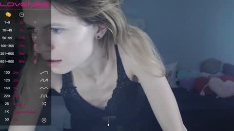 Snapshot of shy_moony chatting on 12.22.24 just Alex online show from 12.22.24