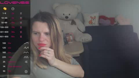 Snapshot of shy_moony chatting on 02.02.25 just Alex online show from 02.02.25