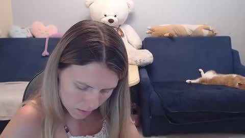 Snapshot of shy_moony chatting on 06.30.26 just Alex online show from 06.30.26