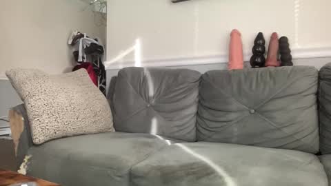 shy_one_cam online show from 12.15.25