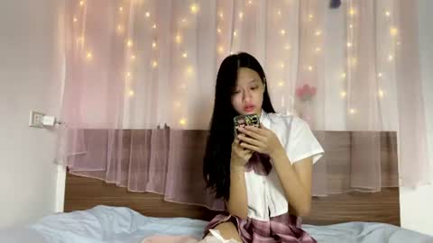 shy_pink_doll online show from 06.18.26