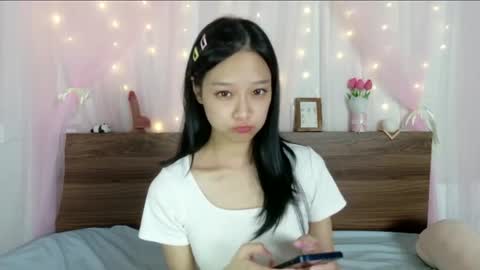 shy_pink_doll online show from 08.04.26