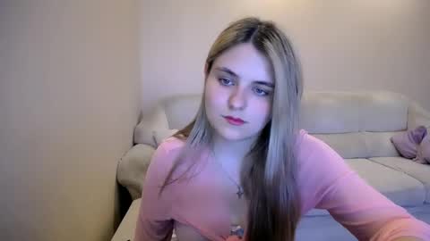 Snapshot of shy_sabrina_ chatting on 05.19.26 shy_sabrina_ online show from 05.19.26