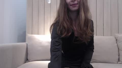shy_schoolgirl_ online show from 12.29.24