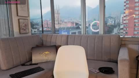 shy_vibes online show from 04.15.26