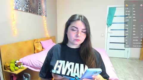 Snapshot of shyadalin chatting on 04.01.26 ShyAdalin online show from 04.01.26
