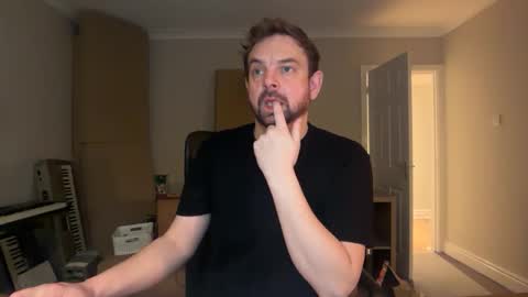 Snapshot of shyb35 chatting on 11.30.25 shyb35 online show from 11.30.25