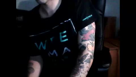 shyboyhugecum2020 online show from 12.27.24