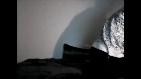 shyboyhugecum2020 online show from 01.25.25