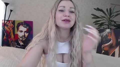 Snapshot of shyevaa chatting on 02.15.26 Eva online show from 02.15.26