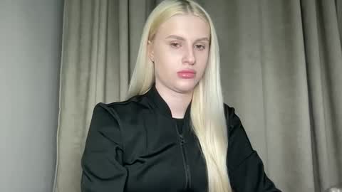 Shy Fox online show from 04.21.26