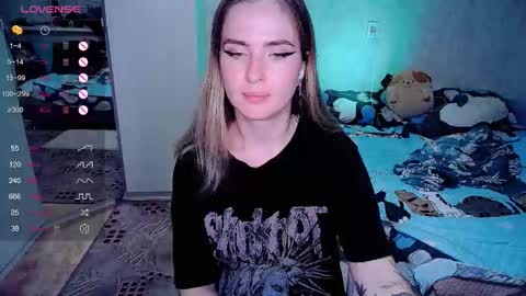 Effie online show from 10.29.25