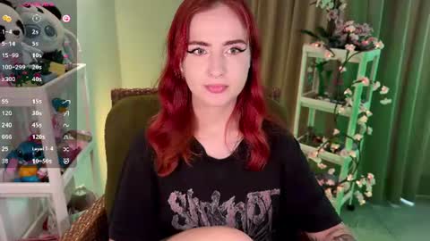 Snapshot of shyfoxxxy chatting on 06.20.26 Effie online show from 06.20.26