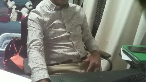 Snapshot of shyfrenchcock chatting on 09.11.25 shyfrenchcock online show from 09.11.25