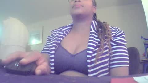 Snapshot of shygirl814804 chatting on 11.15.25 shygirl814804 online show from 11.15.25